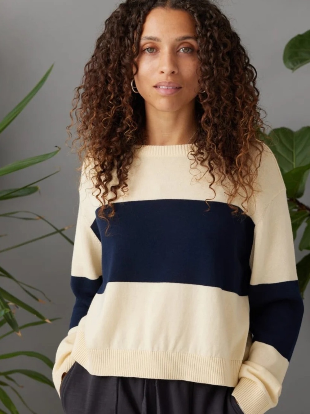 Known Supply 100% Organic Cotton Yellow Navy Colorblock Crewneck Sweater Size M